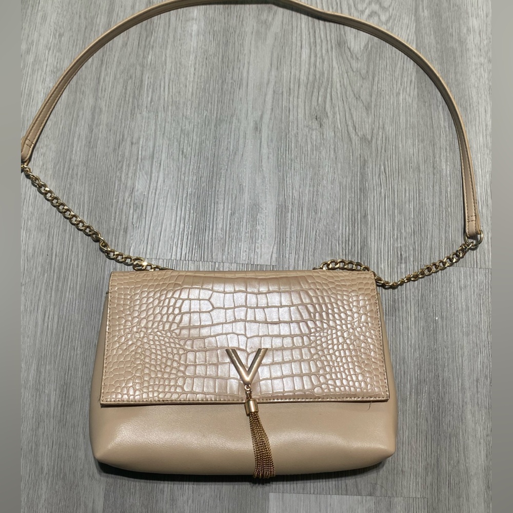 Elegant Tan Croc-Embossed Women's Bag